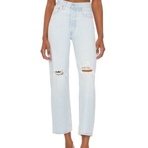 NWT Levi’s Ribcage Straight Ankle Jeans